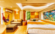 205号室①【ハワイroom】
（Type：D／Deluxe A）
Stay:￥12,900～，
Rest:￥6,900～　　NEW！