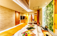 205号室②【ハワイroom】
（Type：D／Deluxe A）
Stay:￥12,900～，
Rest:￥6,900～　　NEW！