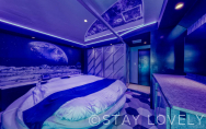 212号室①【宇宙ルーム】
（Type：F／Standard A）
Stay:￥10,900～，
Rest:￥5,900～　　NEW！