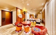 302号室①
【スイーツroom／ドーナツ／ソフトクリーム】
（Type：D／Deluxe A）
Stay:￥12,900～，
Rest:￥6,900～　　NEW！
