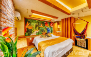 306号室④【ハワイアンroom】
（Type：F／Standard A）
Stay:￥10,900～，
Rest:￥5,900～　　NEW！