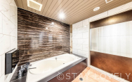 311号室【ゴスロリroom】
（Type：C／Executive）
Stay:￥13,900～，
Rest:￥7,900～　　NEW！