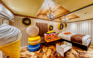 402号室①【スイーツroom】
（Type：E／Deluxe B）
Stay:￥11,900～，
Rest:￥6,490～　　NEW！
