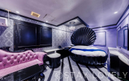 509号室①【ゴスロリroom】
（Type：D／Deluxe A）
Stay:￥12,900～，
Rest:￥6,900～　　NEW！
