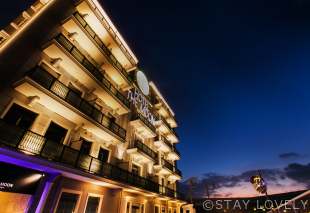 HOTEL THE MOON（ザ・ムーン）