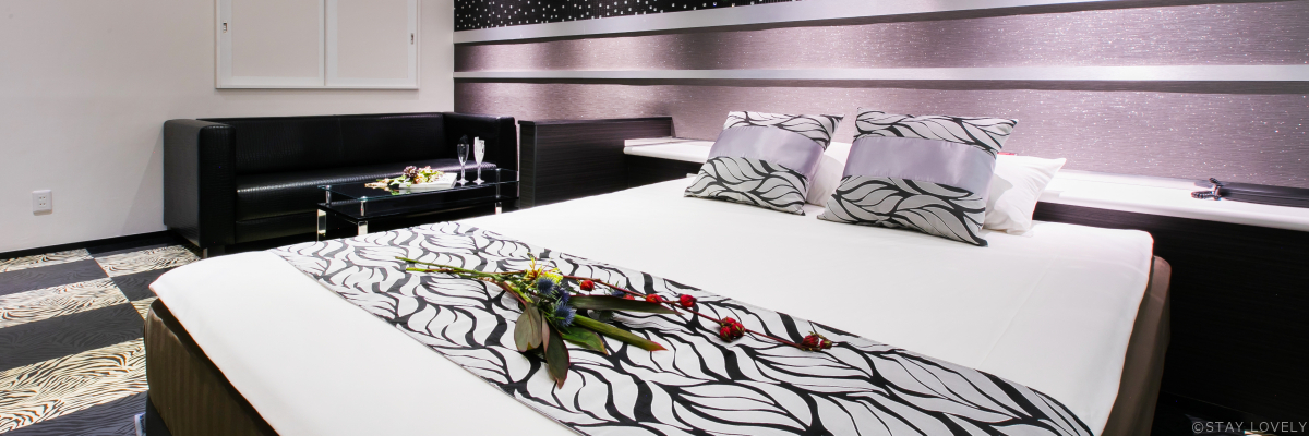 HOTEL L