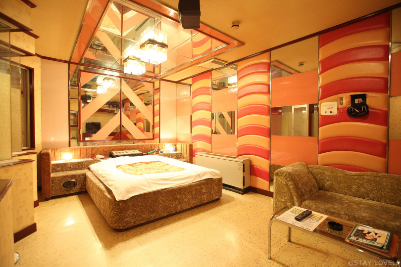 大阪府 堺市 堺東 堺ｉｃ 三国ヶ丘 Hotel ワォッ ザ レトロ J Needzグループ 旧 ホテル サーフ 基本情報 ラブホテル検索サイト Stay Lovely ステラブ