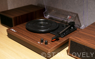 【限定設備」 Record player（202号室【Type・Ｅ／Standard：B】・302号室【Type・Ｅ／Standard：Ｂ】